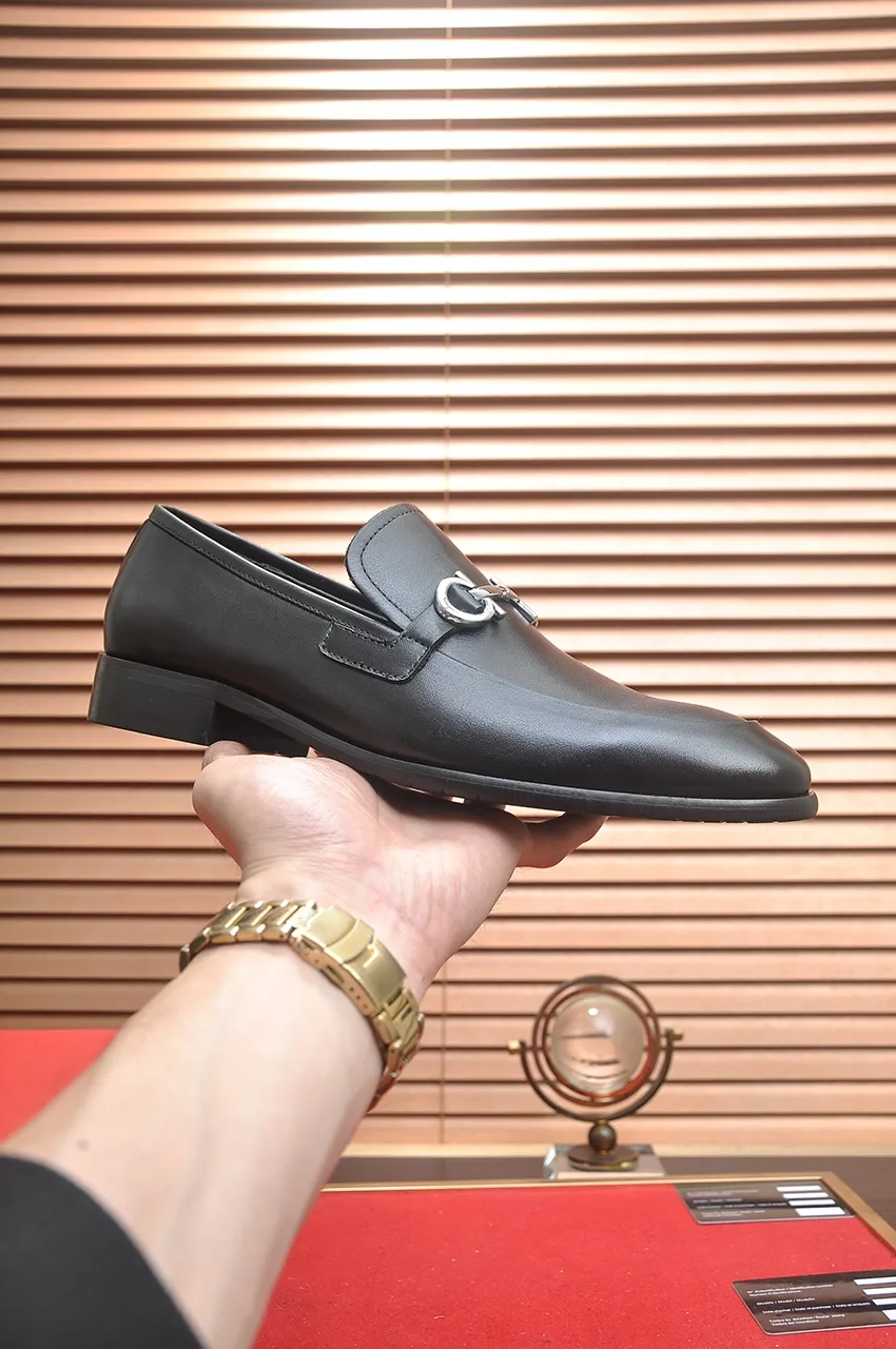 Men's shoes 💰520💶【Ferragamo/Ferragamo】The latest model in the counter. Original imported high-quality cowhide with open sides + imported 🐂 water-dyed cowhide lining + original luxury metal buckle + original combination outsole. No pressure for comparison. 38--45 (45 is custom-made and cannot be returned or exchanged)